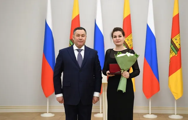 Губернатор вручил Медаль Луки Крымского рентгенлаборанту клиники ТвГМУ Губернатор вручил Медаль Луки Крымского рентгенлаборанту клиники ТвГМУ