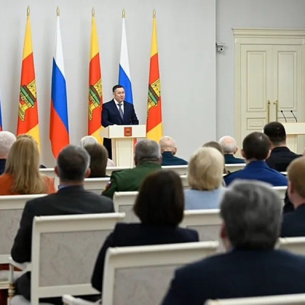 Губернатор вручил Медаль Луки Крымского рентгенлаборанту клиники ТвГМУ - фото 3